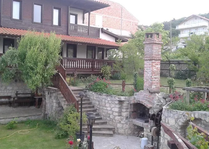 여관 Chorbadji Petkovi Hanove 오브조르