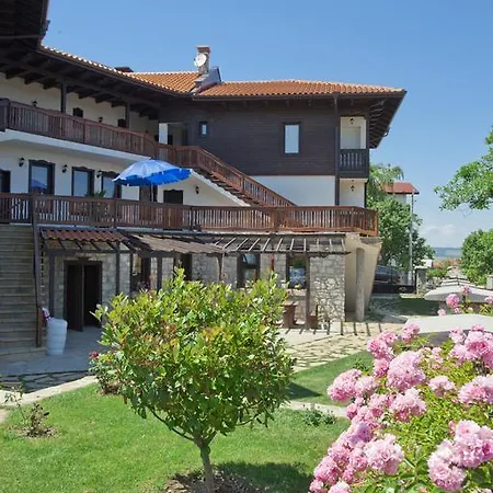 여관 Chorbadji Petkovi Hanove 오브조르