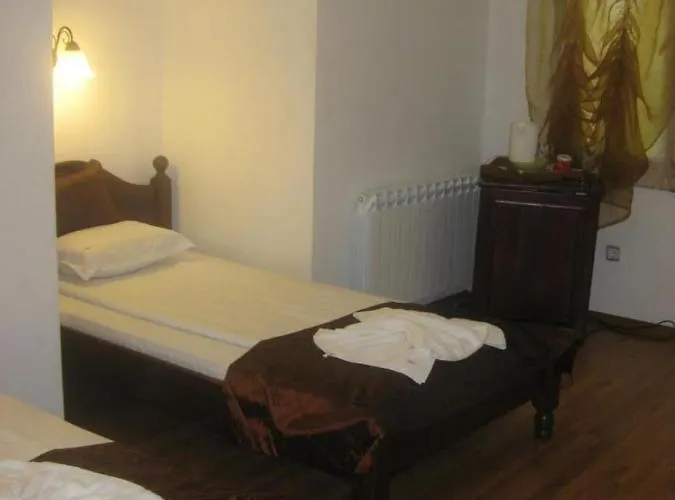 Chorbadji Petkovi Hanove 3* אובזור