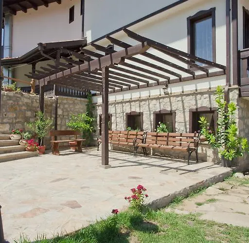 אורחן Chorbadji Petkovi Hanove 3*